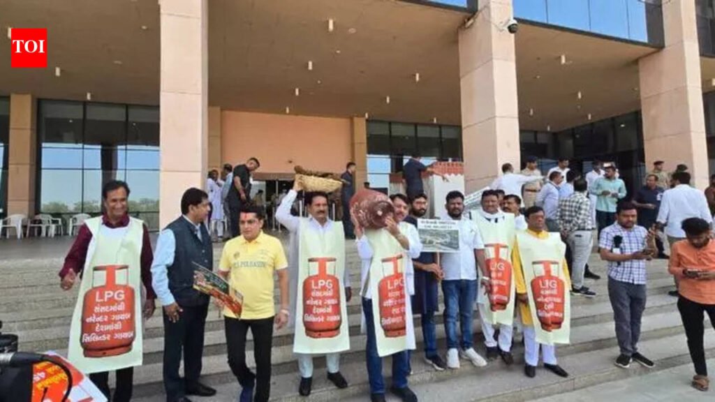 Adequate stock of LPG cylinders in state, says govt; Cong stages protest | Ahmedabad News