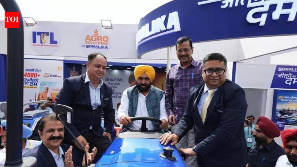 Electric, amphibious vehicles grab limelight | Chandigarh News