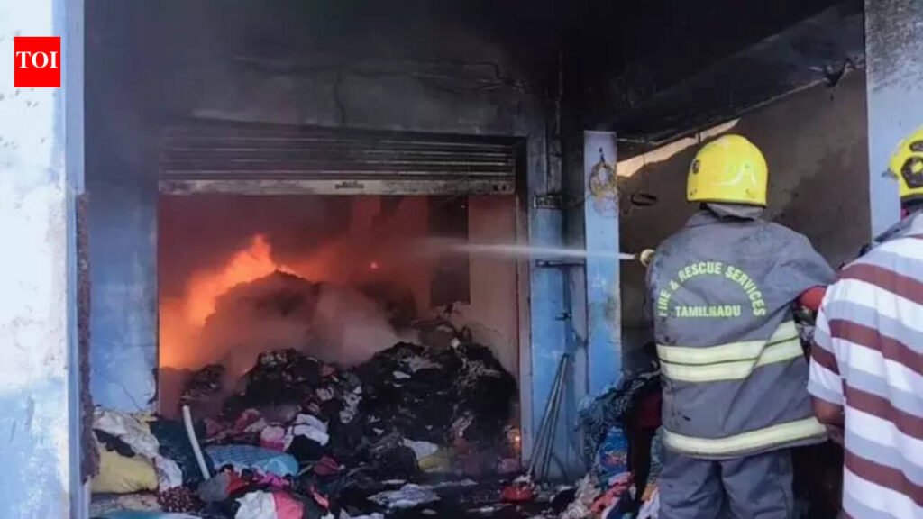 Fire engulfs clothes godown in Erode, loss pegged at 10 lakh | Coimbatore News