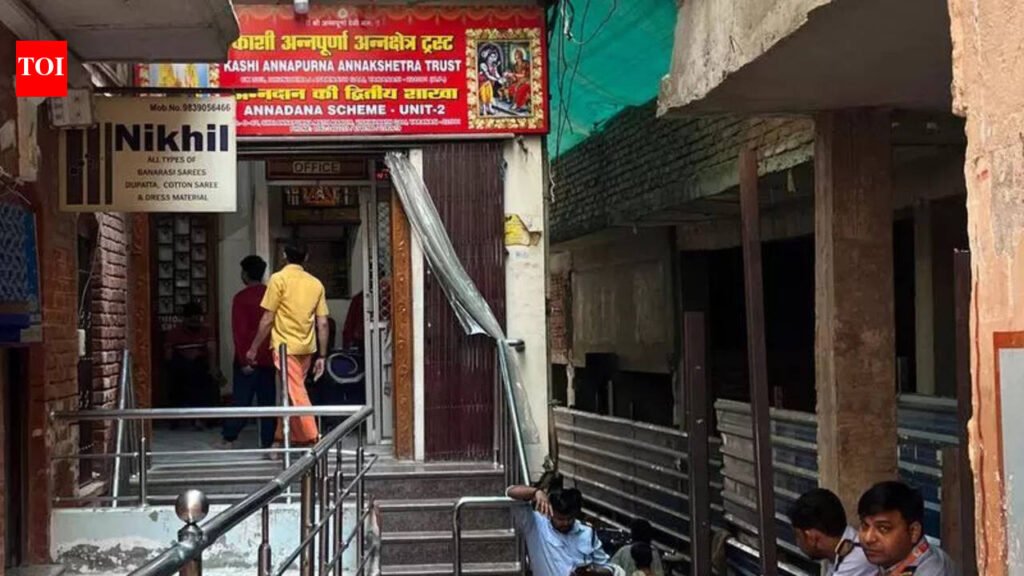 LPG crisis: Annapurna temple food courts that feed 25k every day shut for 1st time | Varanasi News