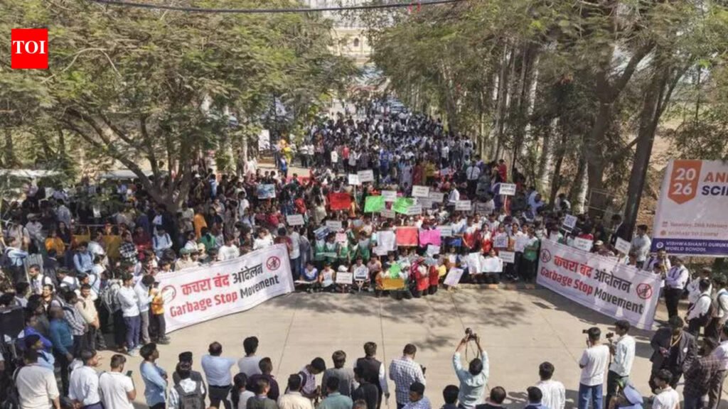 Garbage crisis hits 1.5 lakh residents as MIT-ADT students block access to riverbed dump | Pune News