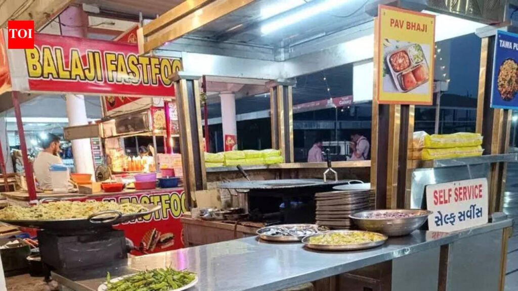 Authorities deploys police, revenue staff at LPG agencies to monitor supply | Vadodara News