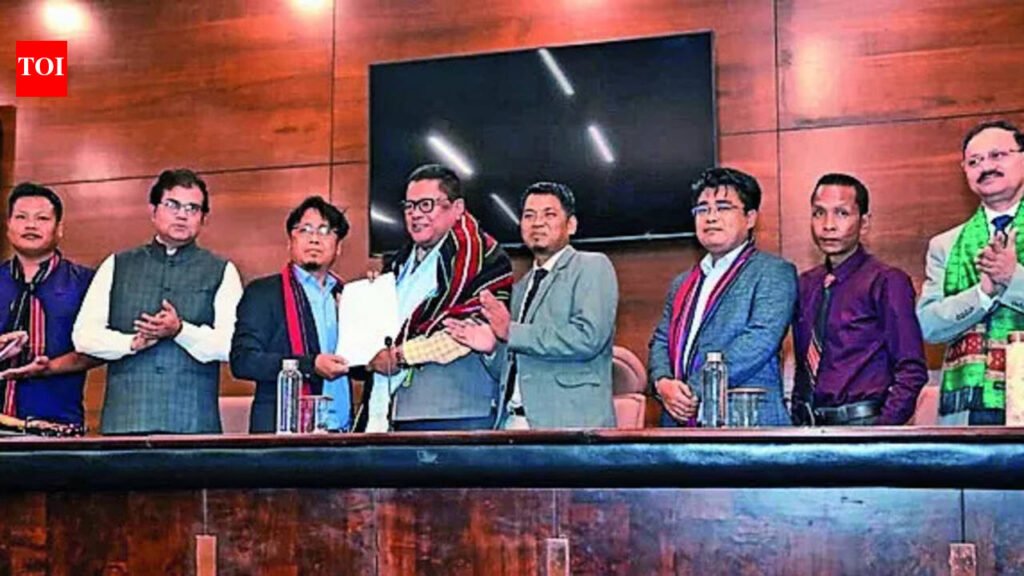 Assam signs settlement pacts with 3 Kuki groups, 1 Hmar outfit | Guwahati News