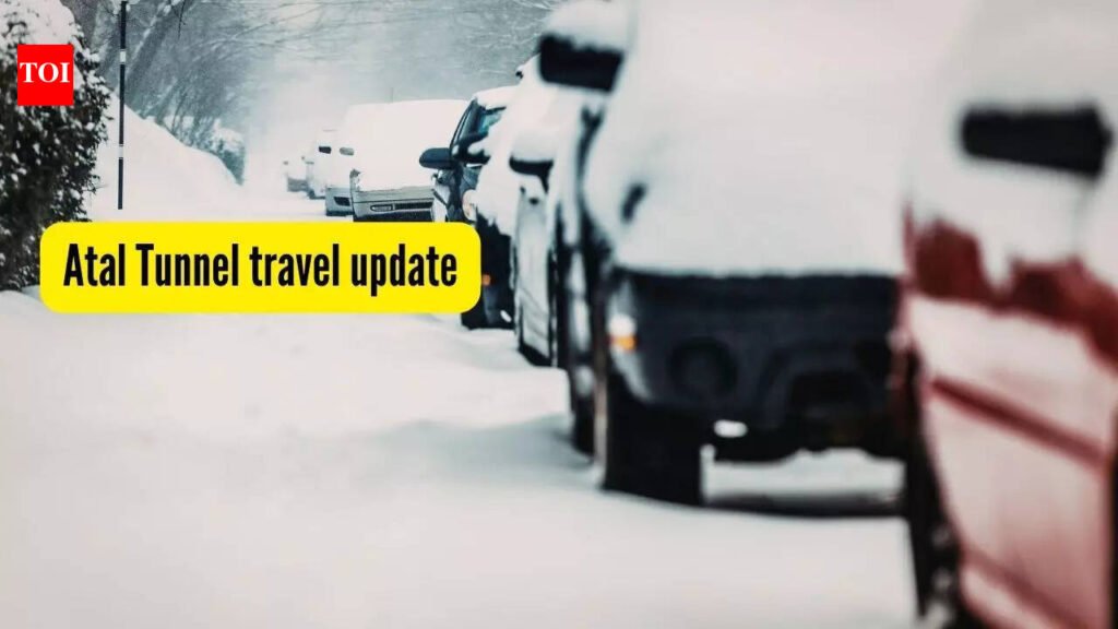 Atal Tunnel travel update: Heavy snowfall strands 1,000+ vehicles in Himachal; 40 tourists rescued from Jalori Pass |