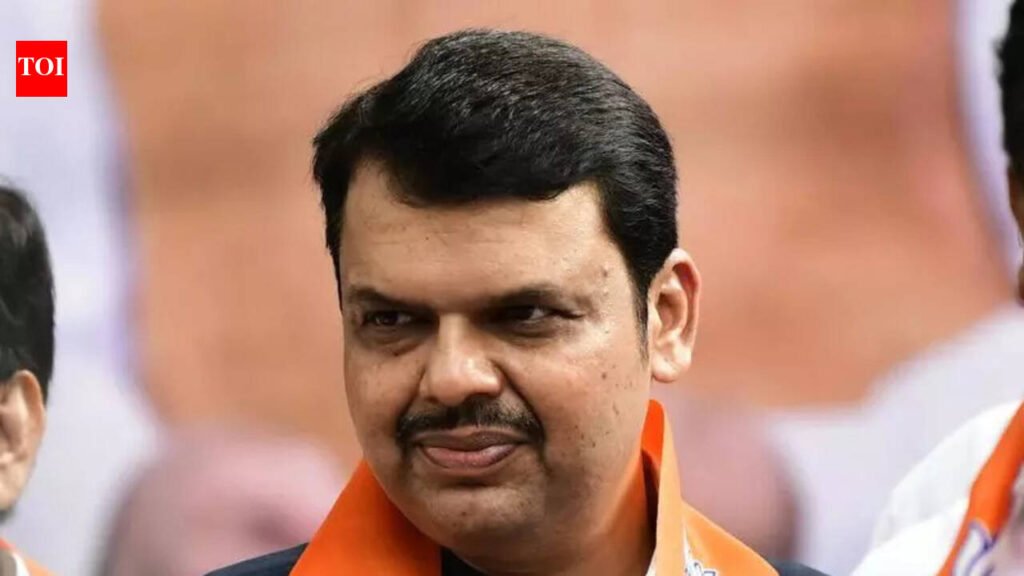 Maha CM hands over Naigaon BBD chawl flats to 864 families | Mumbai News