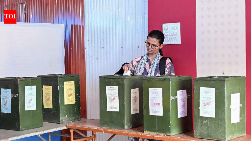 Protest stalls PUSU oath-taking, only two sworn-in | Patna News