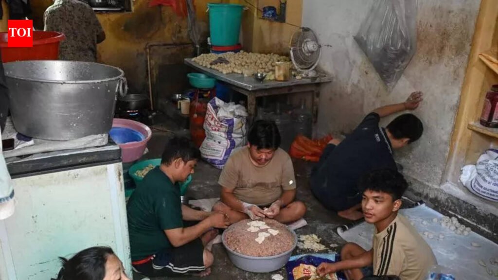 In Delhi’s ‘momo capital’, hope is fast losing steam | Delhi News