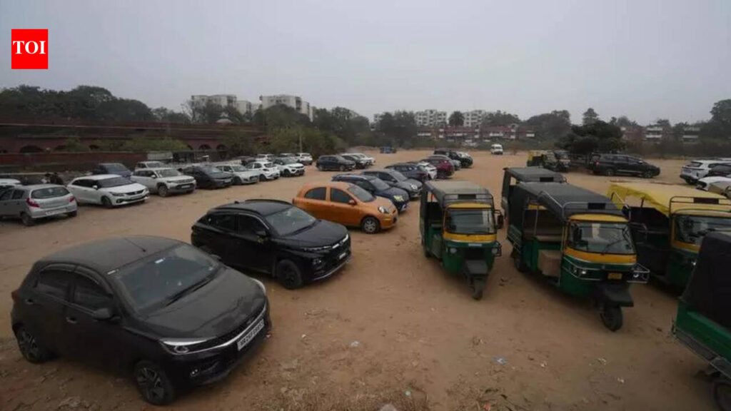 Gurgaon’s new civil hospital should have come up here by now. Instead, it’s a parking lot | Gurgaon News