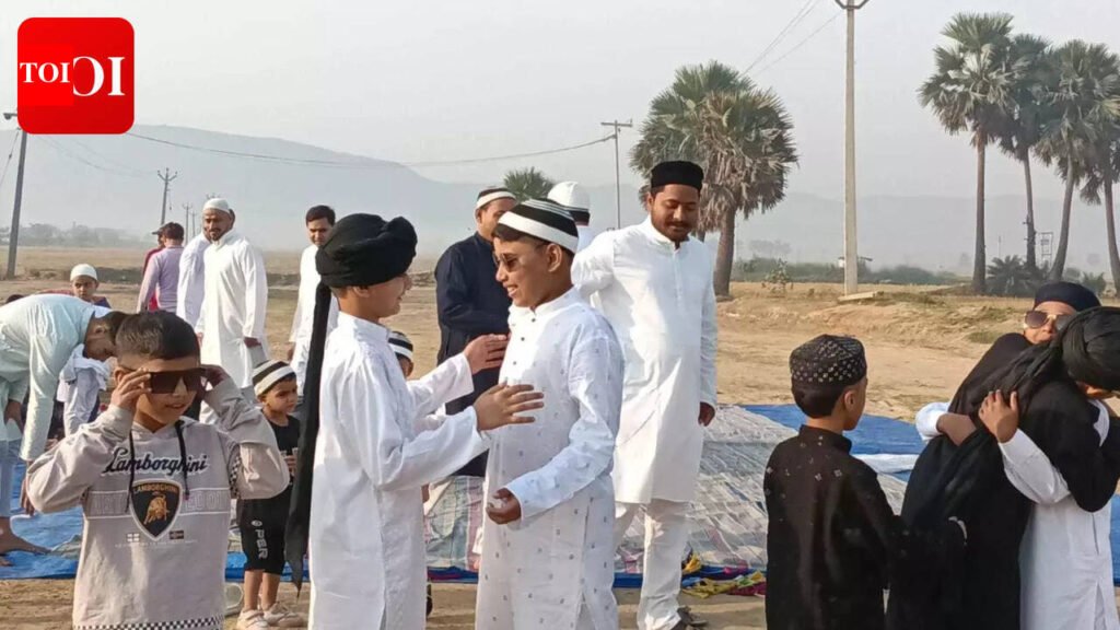 Nalanda village celebrates Eid a day early following Saudi moon sighting | Patna News