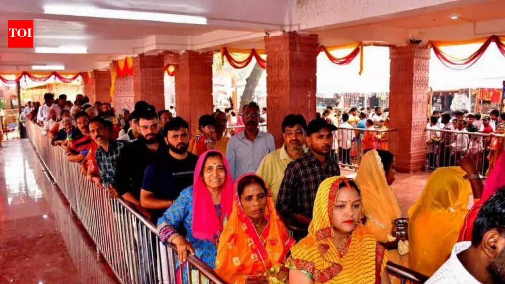 Crowd, traffic mgmt measures in place for Navratri | Prayagraj News