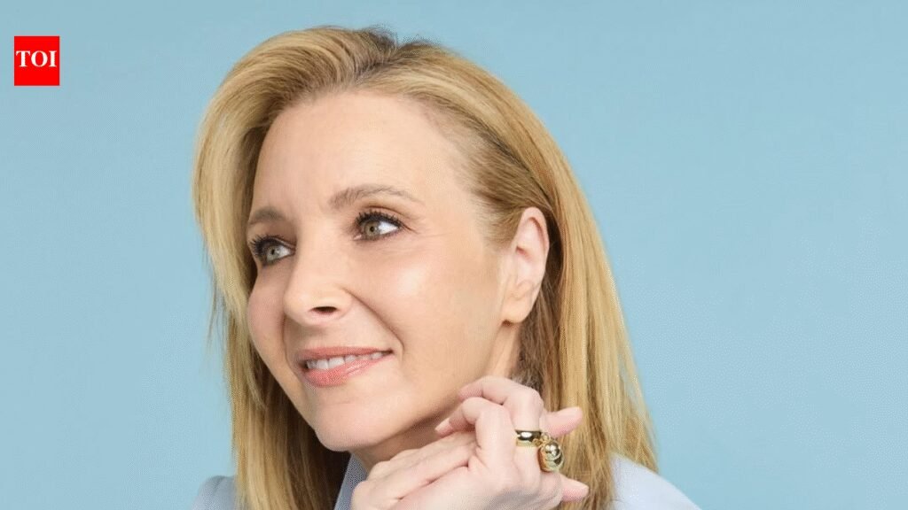 Lisa Kudrow on 90s nostalgia, warns against rewriting history, and shares Phoebe’s imagined future