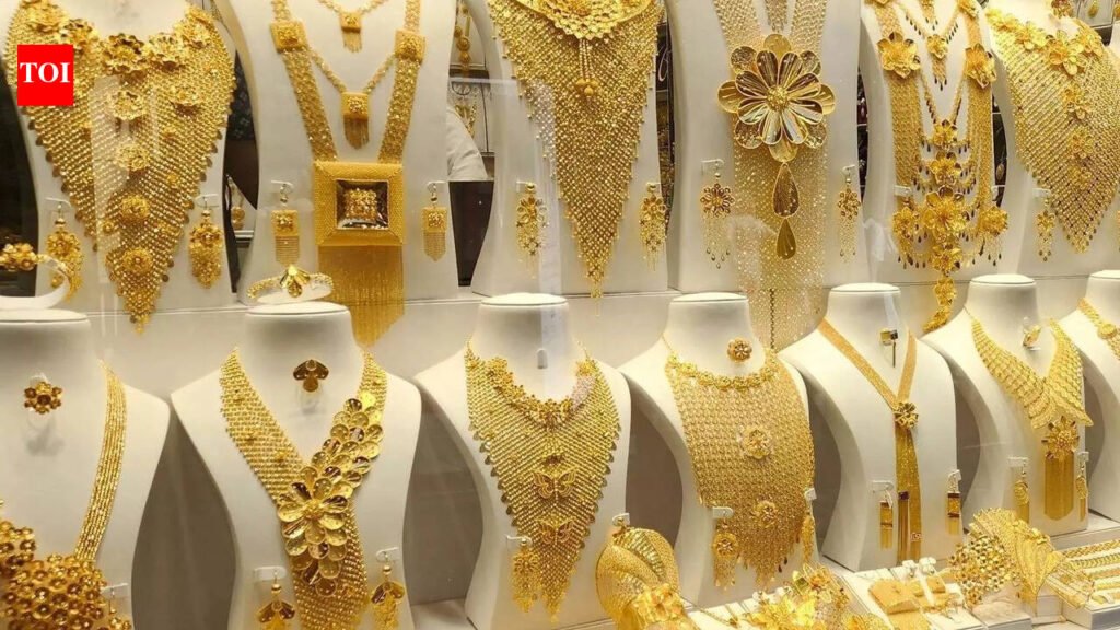Dubai Gold Prices: Dubai gold prices crash: 22K drops below Dh490 after global sell-off, Eid buyers rush in | World News