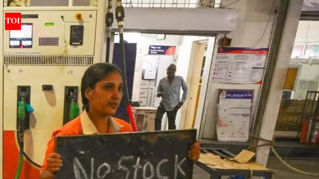 Fuel Famine Drives Motorists To City Outskirts | Nagpur News