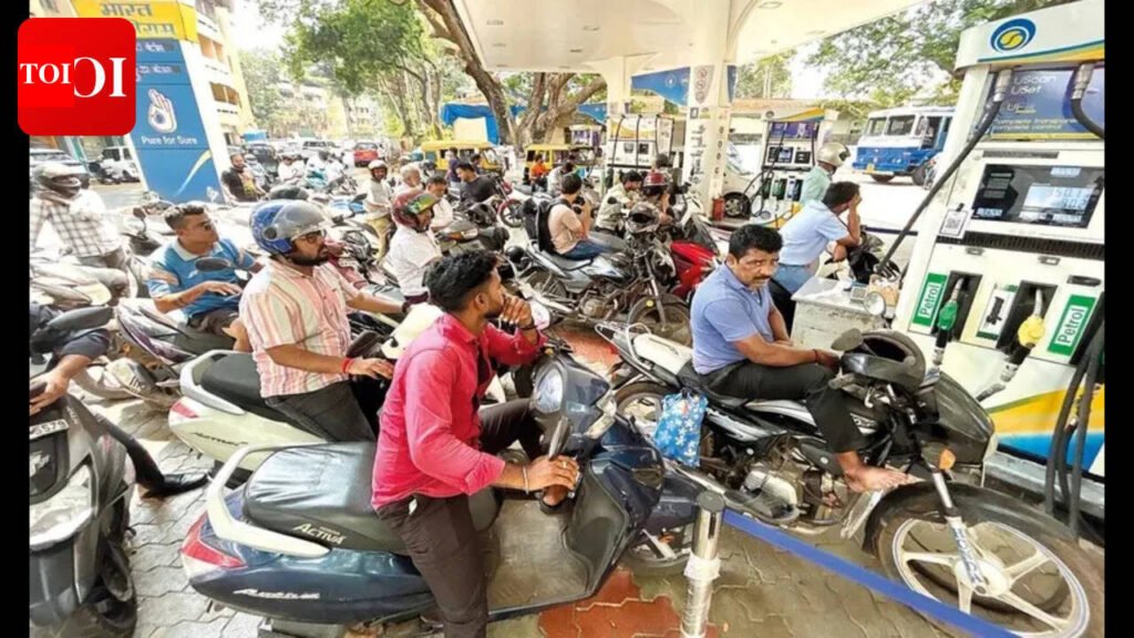 Goa Experiences Fuel Panic-Buying Amid Shortage Fears | Goa News