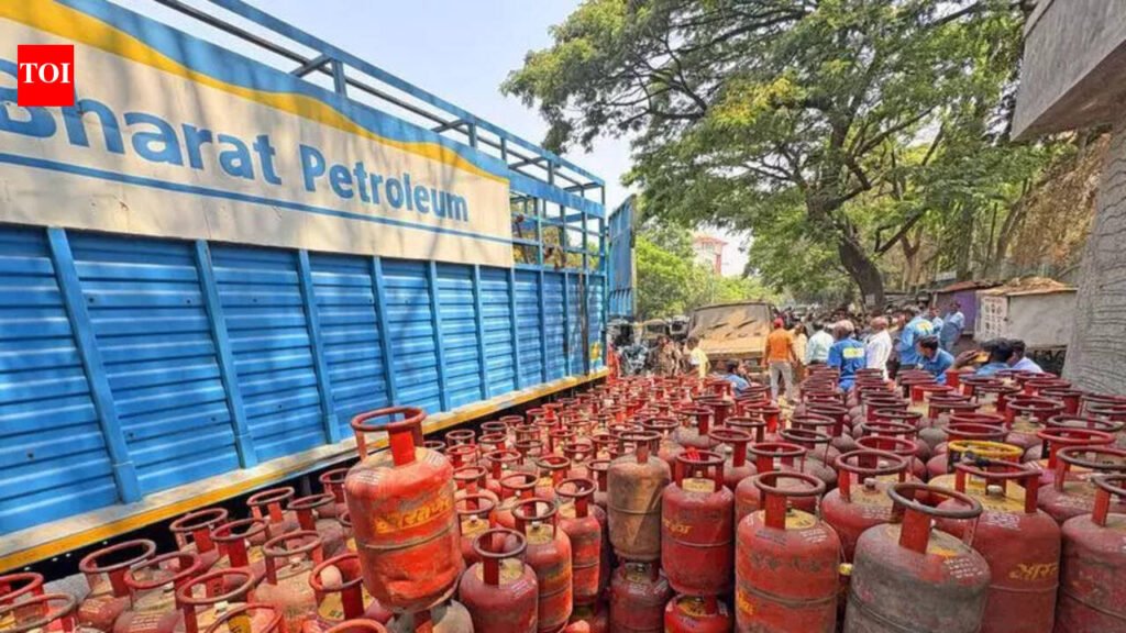 Pimpri Chinchwad police bust three illegal LPG transfer rackets | Pune News