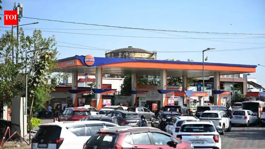 Fuel frenzy sparks massive queues at petrol pumps, chokes traffic | Lucknow News