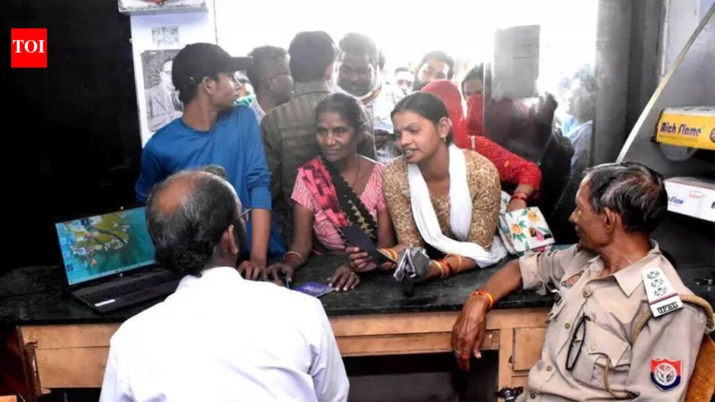 LPG rush despite no shortage claims | Prayagraj News