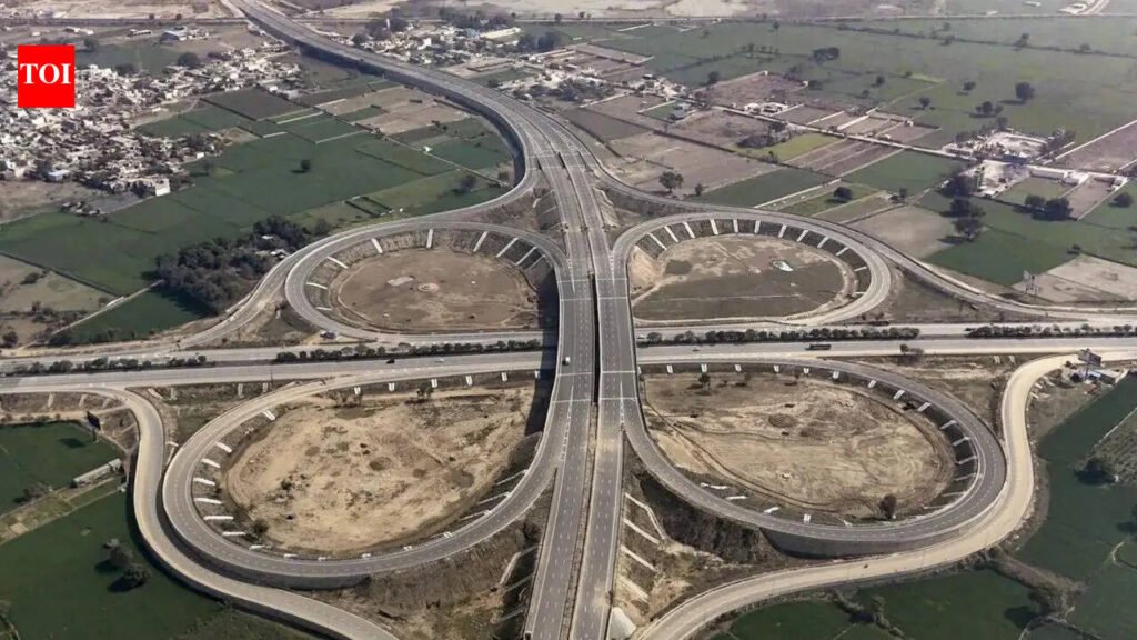 Interchange for EPE & Del-Mum eway link for quick access to Noida airport | Noida News