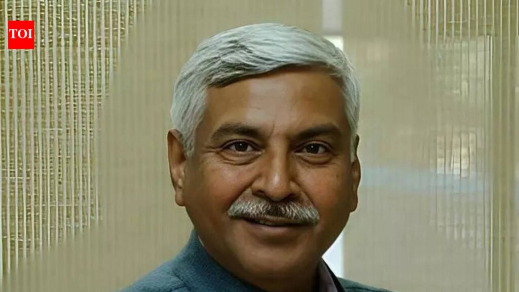 In a world of endless scrolling, are we becoming insensitive to pain and suffering? | Lucknow News