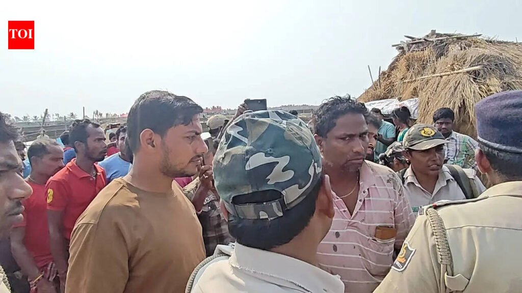 Demolition of illegal shrimp farms halted after assault on forest staff | Bhubaneswar News