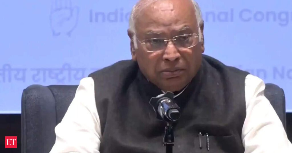 Mallikarjun Kharge unveils five gurantees for Assam