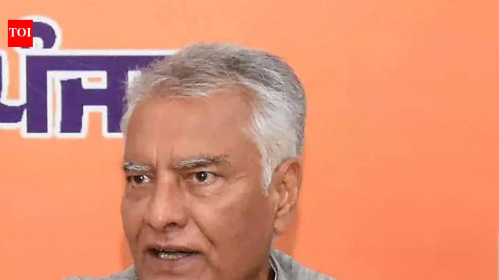 Gas crisis: Jakhar slams CM for ‘spreading panic’, demands apology | Chandigarh News