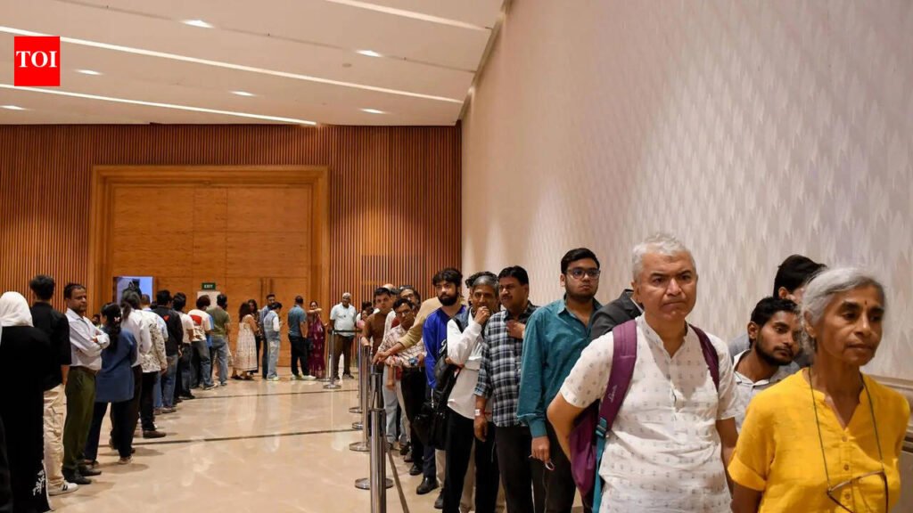 Kitne aadmi the? Enough to pack a hall for Sholay | Delhi News