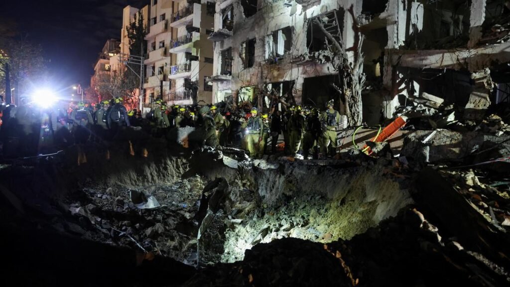 Iran Guards say targeted Israeli bases, Defence Ministry in new wave of attacks