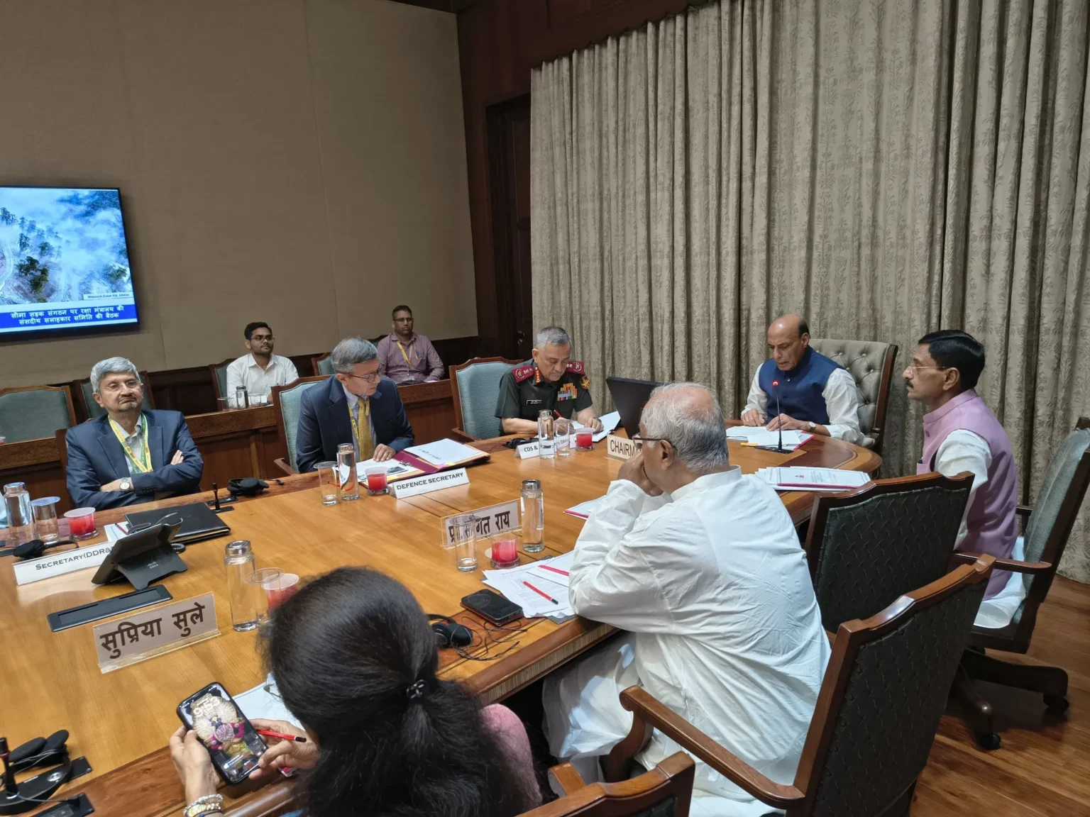Rajnath Singh chairs Parliamentary Consultative Committee meeting, reviews national security, operational preparedness – Rising Kashmir