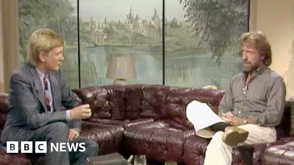 BBC Breakfast Time speaks to Chuck Norris in 1985