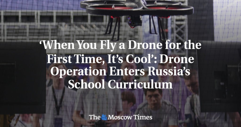 ‘When You Fly a Drone for the First Time, It’s Cool’: Drone Operation Enters Russia’s School Curriculum