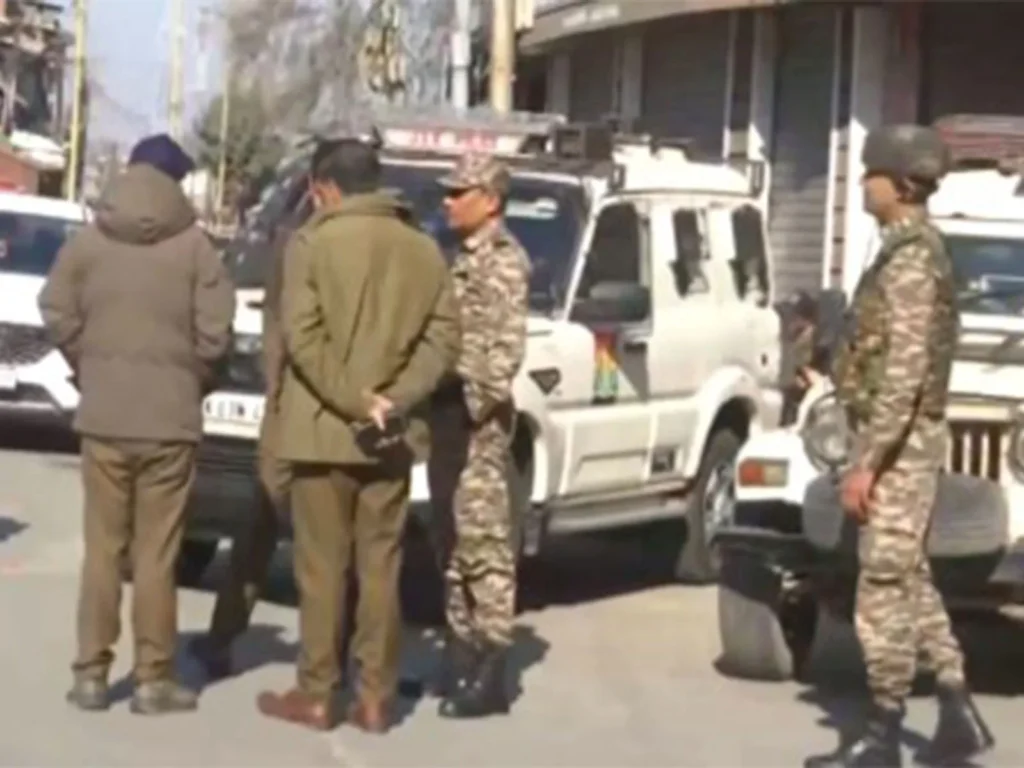 Security forces on high alert after Shia community protests against assassination of Iran’s Supreme Leader – Rising Kashmir