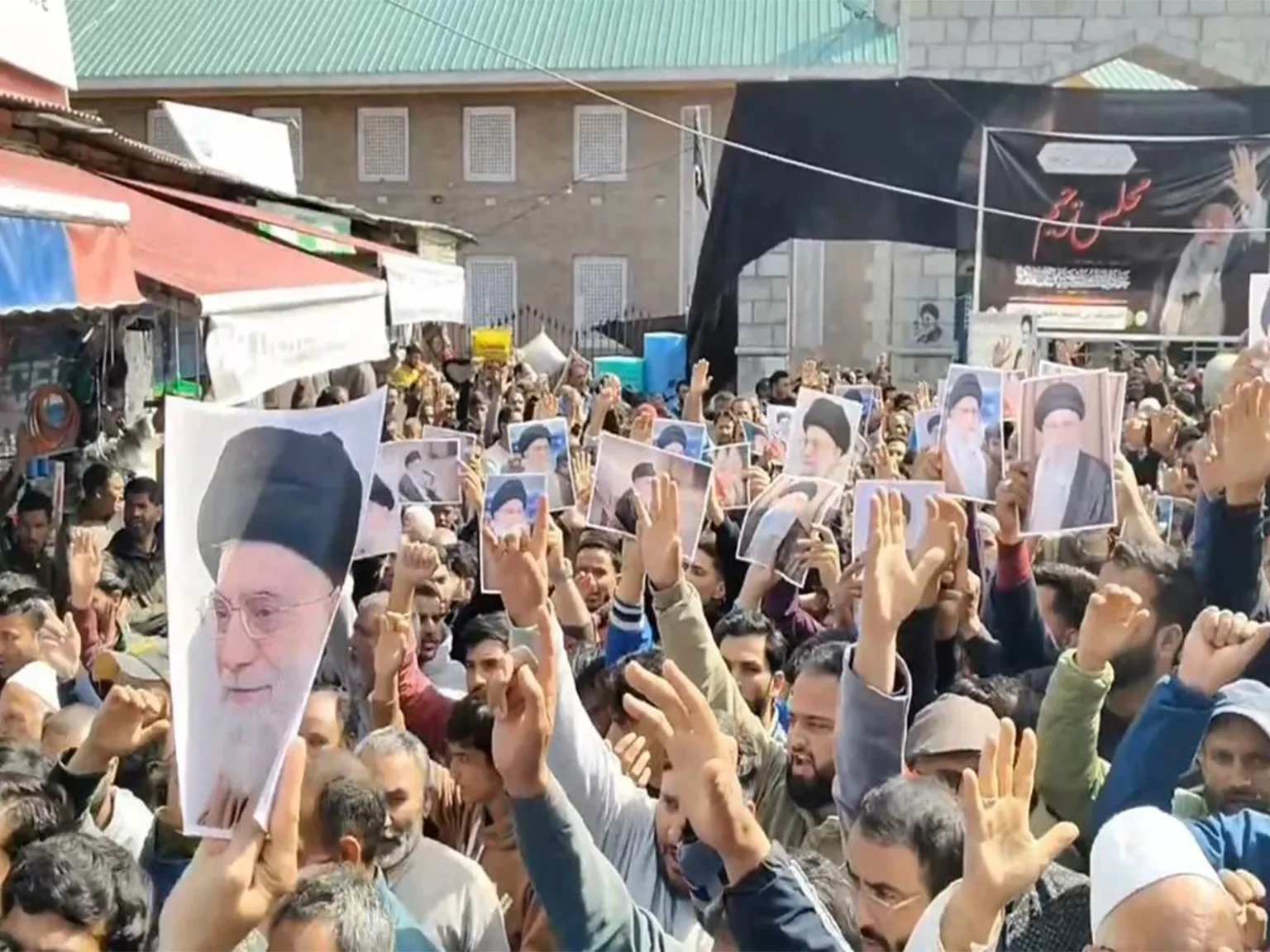 Thousands protest in Budgam, Ladakh on ‘Youm-e-Quds’, expressing solidarity with Palestinians and Iranians – Rising Kashmir