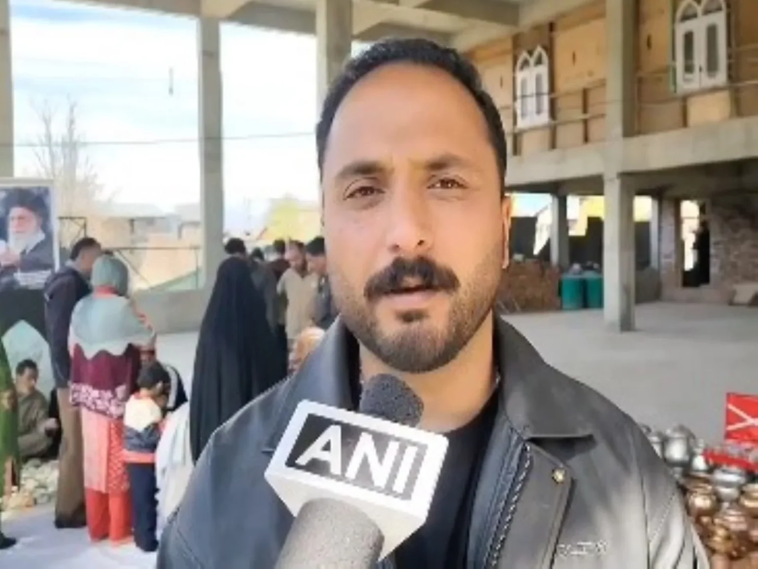 Locals in Budgam donate gold, silver, cash to support Iran – Rising Kashmir