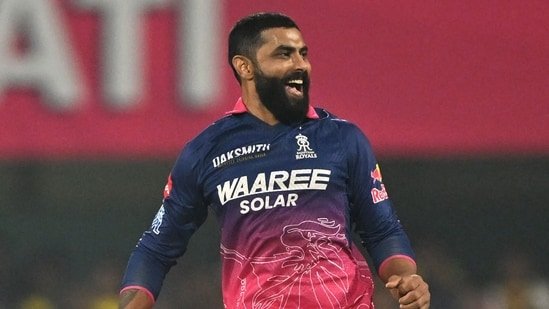 Ravindra Jadeja creates emotional buzz with unexpected post-match act for CSK