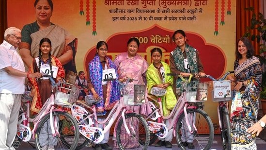 Delhi CM distributes bicycles to girl students to ease commute to school