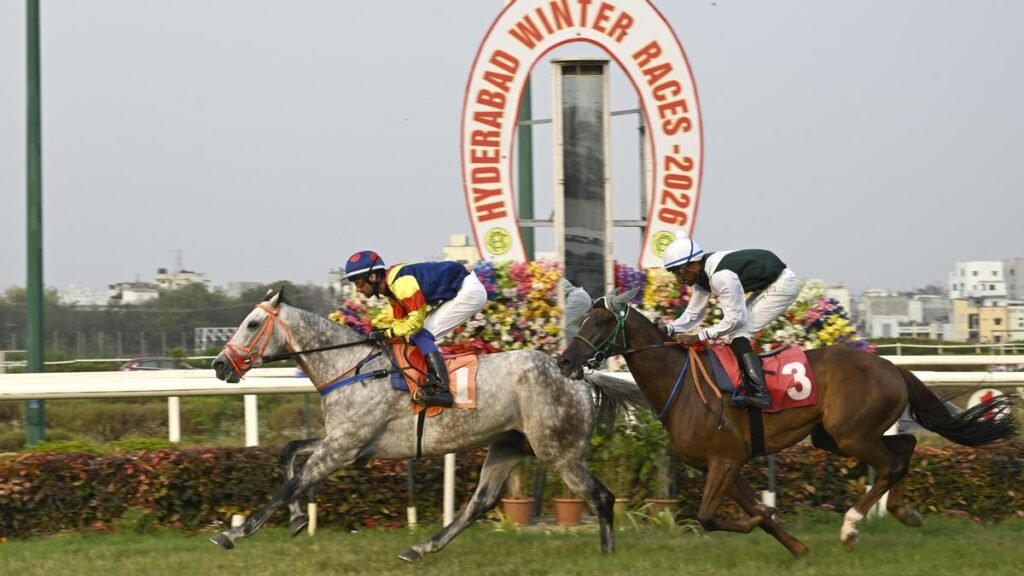 Dyf completes hat-trick of wins in Golconda St. Leger