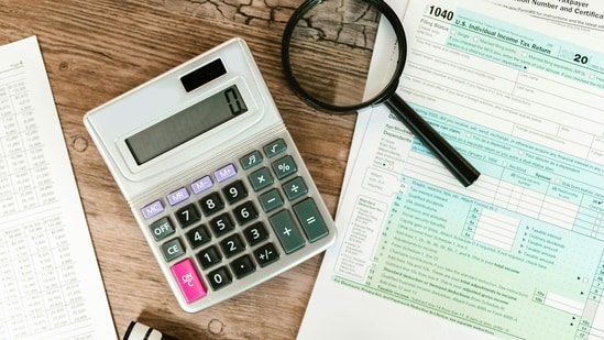 Income Tax changes 2026: 50% HRA relief to Bengaluru, Pune, Hyderabad, Ahmedabad; taxpayers must weigh old vs new regime