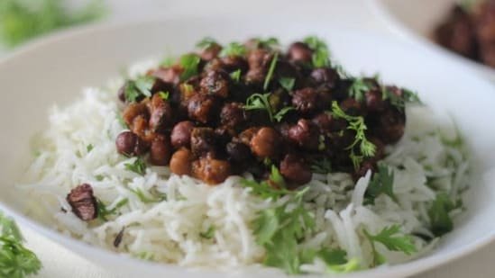 Healthy Black Chana Curry Recipe: The Forgotten High-Protein and Iron-Rich Indian Superfood