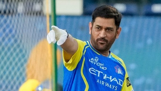 ‘Difficult for MS Dhoni in IPL 2026’: CSK star called out for being ‘on the wrong side of 40’; Kohli backed to perform