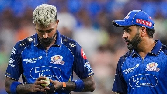 Aakash Chopra points out unusual bowling patterns, off-side anomaly as MI beat KKR