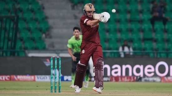 Marnus Labuschagne dumbfounded after ball turns ‘red’ due to jersey dye in PSL opener, asks umpire ‘What’s going on?’