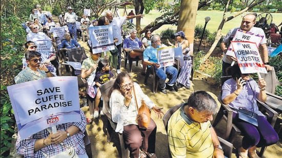 Cuffe Parade residents, fishers hold counter protests over sea bund