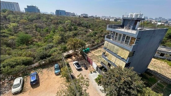 Aravalli park encroachment flagged by DLF Phase 3 residents, RWA