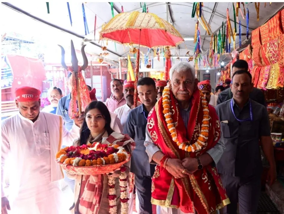 LG flags off SMVD Pracheen Marg Pavitra Chhari Yatra – Rising Kashmir