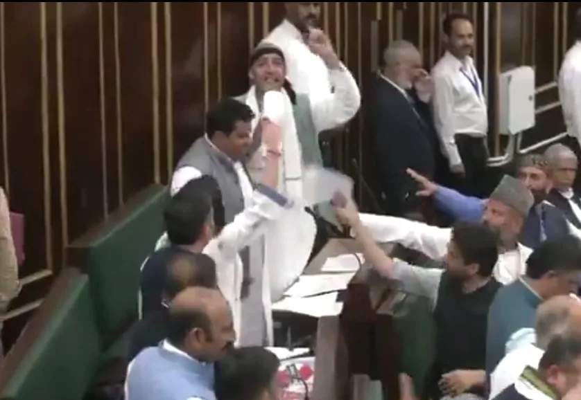 Congress MLA stages protest outside Assembly over attack on Iran – Rising Kashmir