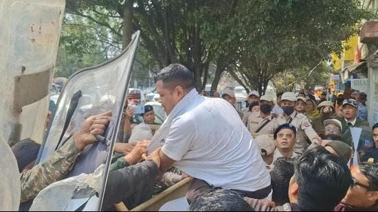 Youth Congress protests in Imphal, seeks release of leaders held after AI Summit