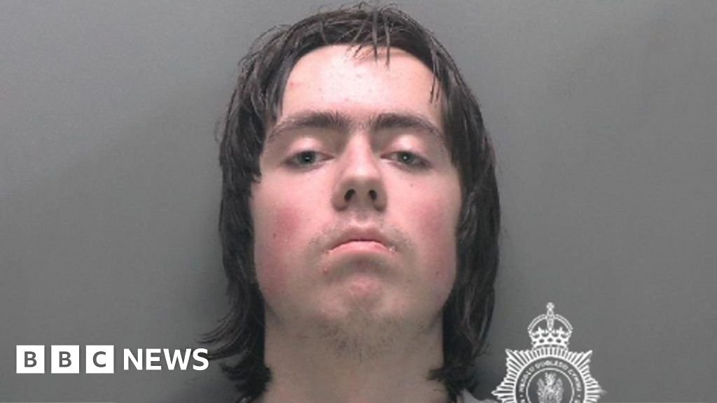 Prestatyn teenager jailed for life for murder of mother