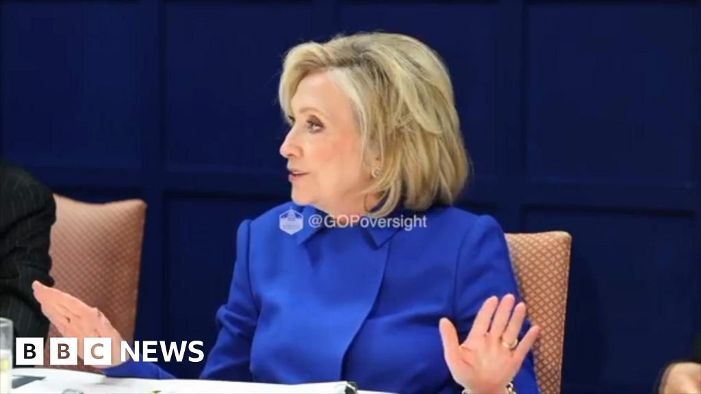 Moment Hillary Clinton reacts to deposition image leak