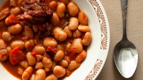 UK surgeon explains why you should add more beans to your diet: ‘50g of beans per day lowers risk of death by 6%’
